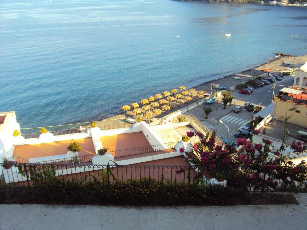 Oltremare Residence Hotel Lipari  Exterior foto